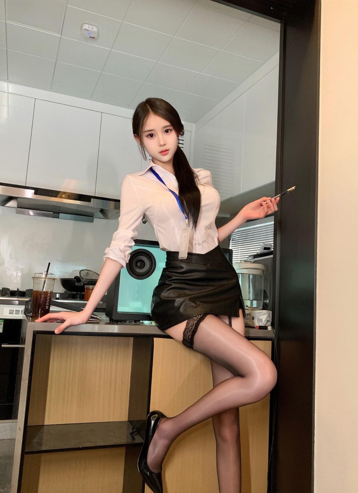 ad4f8a979464446239a4790c9910b3aa-size-3024x4161-1776936345030.jpg